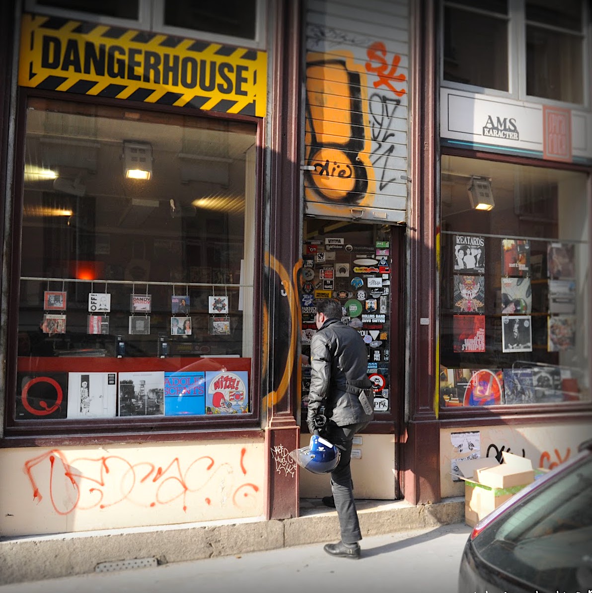 Dangerhouse Records, Lyon.